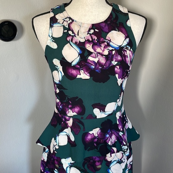 BANANA REPUBLIC floral perfect dress with pockets - Picture 2 of 10